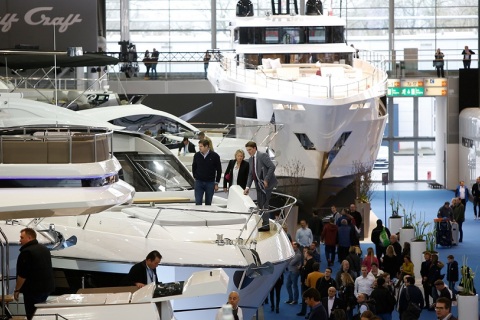 德国杜塞尔多夫游艇及水上运动展览会展会现场图片