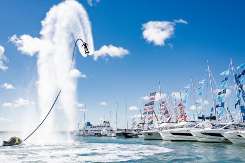 英国南安普顿游艇展览会展会现场图片