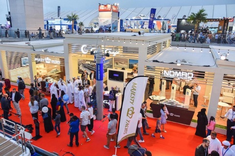 中东阿布扎比游艇展览会展会现场图片