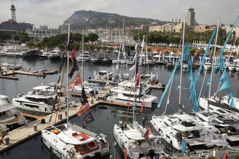 西班牙巴塞罗那游艇展览会展会现场图片