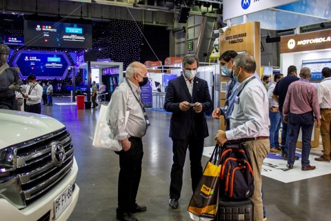智利圣地亚哥安防消防展览会展会现场图片