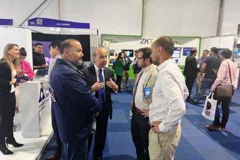 智利圣地亚哥安防消防展览会展会现场图片