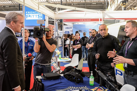 法国巴黎劳保展览会展会现场图片