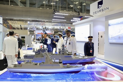 卡塔尔多哈海事防务展览会展会现场图片