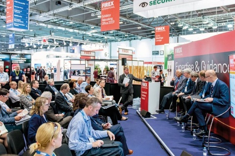 法国巴黎劳保展览会展会现场图片