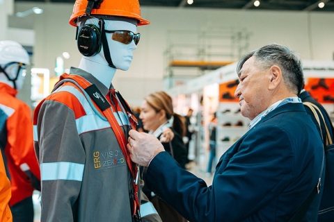 哈萨克斯坦劳保展览会展会现场图片