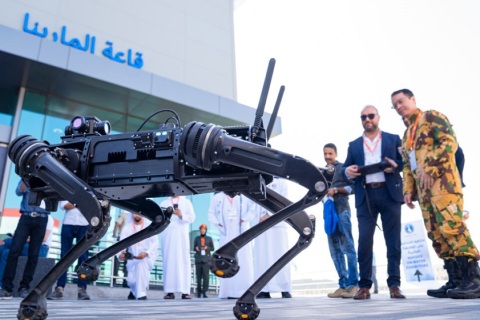 中东阿布扎比海军防务展览会展会现场图片