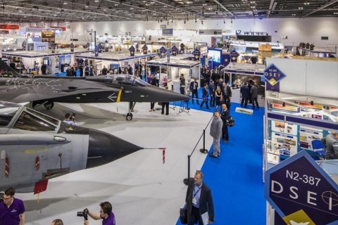 英国伦敦军警防务展览会展会现场图片