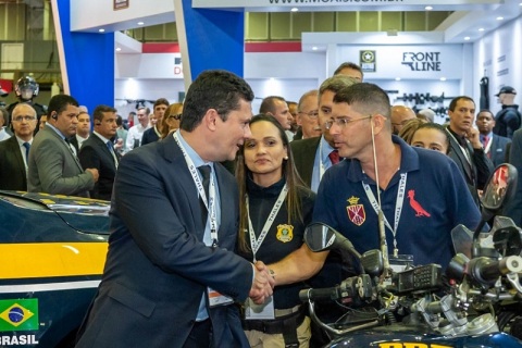 巴西里约热内卢军警防务展览会展会现场图片