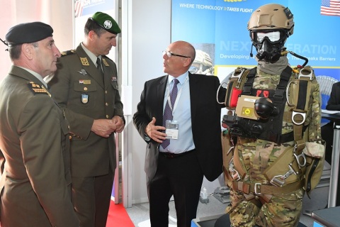 约旦安曼防务军警展览会展会现场图片