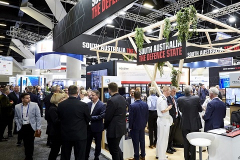 澳洲澳大利亚军警防务展览会展会现场图片