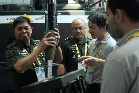 菲律宾马尼拉军警防务展览会展会现场图片