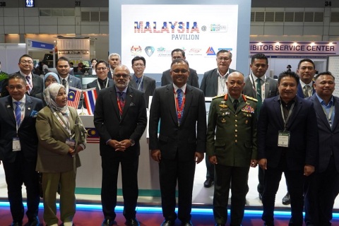 马来西亚吉隆坡军警防务展览会DSA展会现场图片