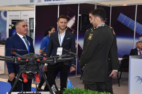 阿塞拜疆巴库军警防务展览会展会现场图片