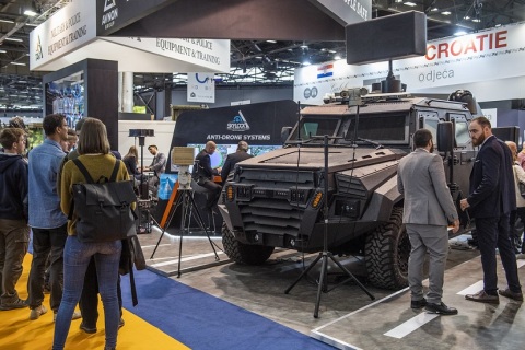 法国巴黎防务军警及国土安全展MILIPOL展会现场图片