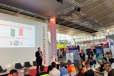 意大利蒙蒂基亚里消防救援展览会展会现场图片