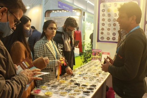 巴基斯坦纺织面料及纱线展览会展会现场图片