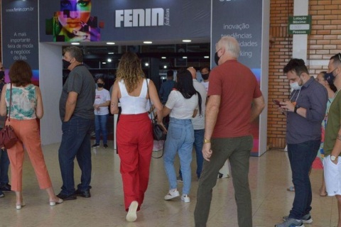 巴西南部时尚服装、面料展览会展会现场图片