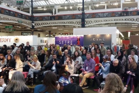 英国伦敦纺织面料展览会展会现场图片