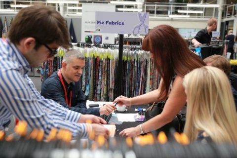 英国伦敦纺织面料展览会展会现场图片