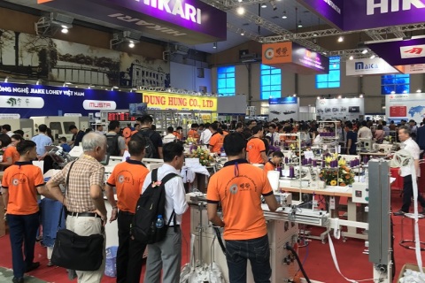 越南河内纺织面料及制衣工业展览会展会现场图片