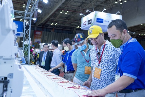 越南胡志明纺织面料服装展览会展会现场图片