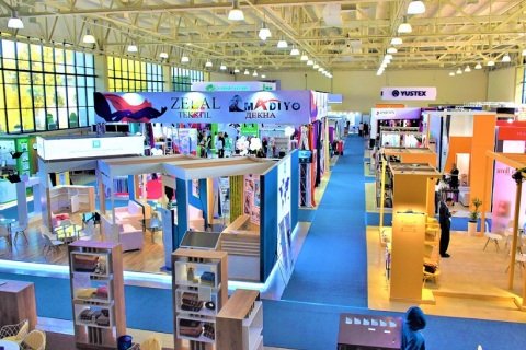 乌兹别克斯坦纺织服装面料展览会展会现场图片