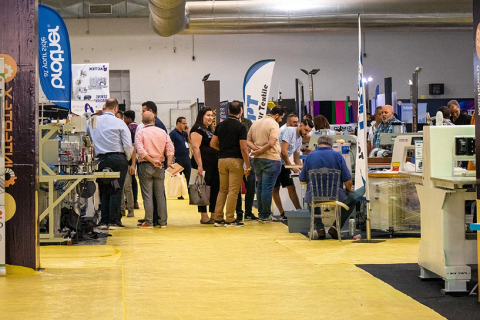 西班牙纺织服装面料展览会展会现场图片