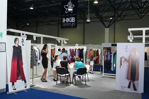 哈萨克斯坦纺织服装展览会展会现场图片