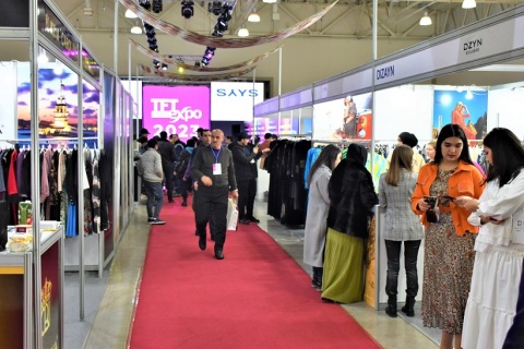 乌兹别克斯坦纺织服装展览会展会现场图片