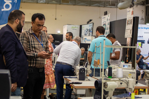 西班牙纺织服装面料展览会展会现场图片