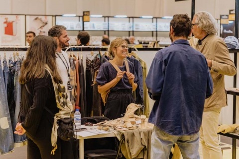 葡萄牙纺织服装面料、纺织机械展览会展会现场图片