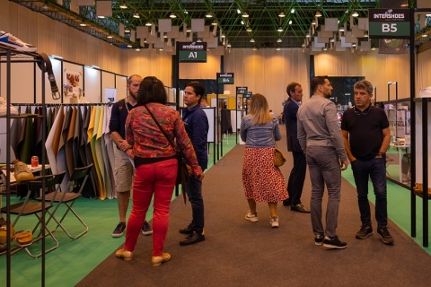 西班牙纺织服装面料展览会展会现场图片