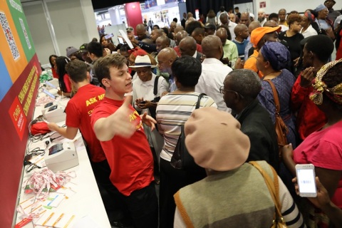 南非国际纺织展展会现场图片