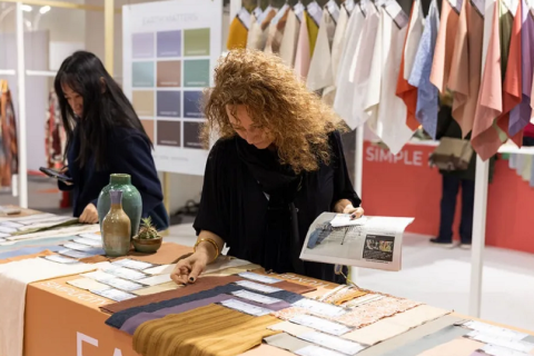 美国纽约纱线针织品展览会展会现场图片