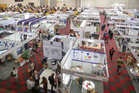 南非纺织服装及鞋类展览会展会现场图片