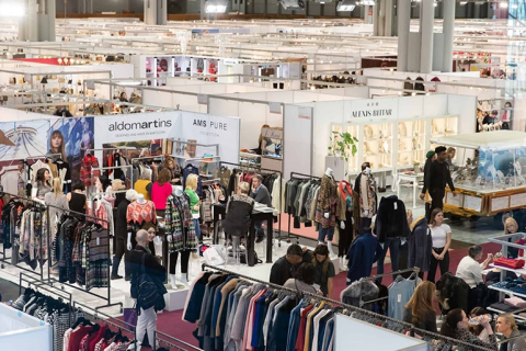 美国纽约秋季服装展展会现场图片