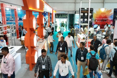 印度纺织机械及面辅料展览会展会现场图片