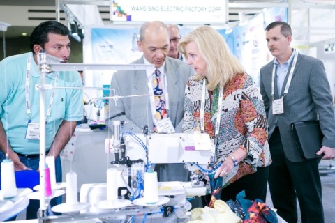 美国亚特兰大缝制设备展览会展会现场图片