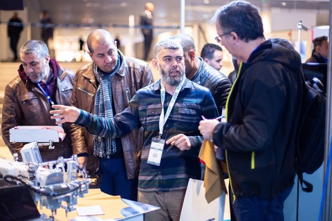 阿尔及利亚纺织面辅料展览会展会现场图片