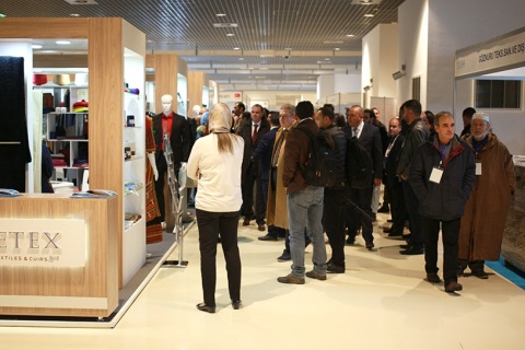 阿尔及利亚纺织面辅料展览会展会现场图片