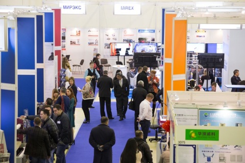 俄罗斯莫斯科纺织机械展览会展会现场图片