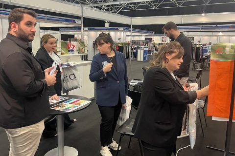 格鲁吉亚服装及纺织工业展览会展会现场图片