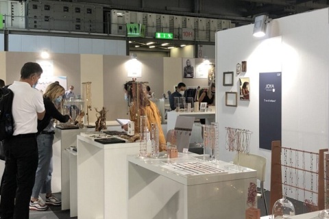 意大利米兰时尚服装及珠宝配饰展展会现场图片