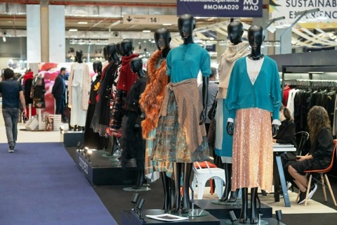 西班牙马德里服装展览会秋季展会现场图片