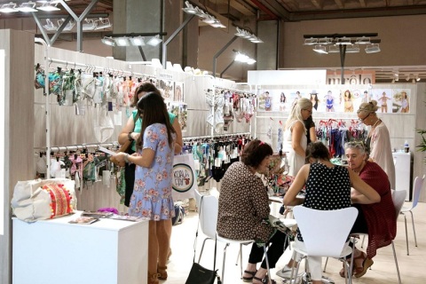 西班牙马德里服装展览会秋季展会现场图片