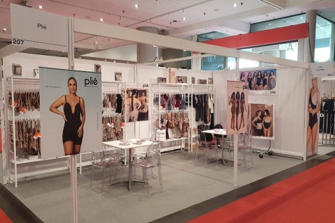 美国纽约内衣展览会展会现场图片