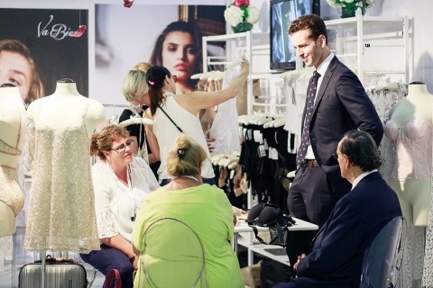 美国纽约内衣展览会展会现场图片