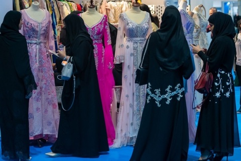 中东迪拜婚纱礼服展览会展会现场图片