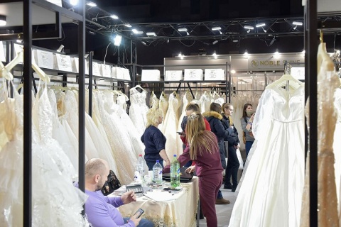 俄罗斯莫斯科婚纱展览会展会现场图片